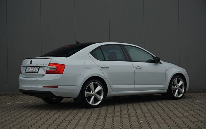 Skoda Octavia cena 49900 przebieg: 269800, rok produkcji 2015 z Miastko małe 301